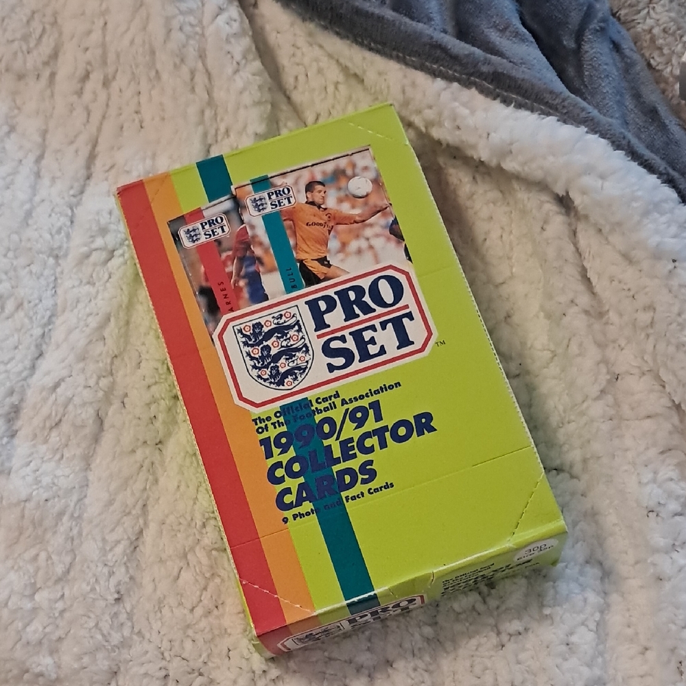 Box FULL NWT 1990/91 ProSet Soccer